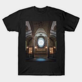 Louvre Palace symmetric architectural details T-Shirt